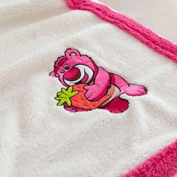 Venta por Mayor y Catalogo Manta Sherpa Lotso Piñata