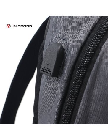 Mochila Porta  Notebook Con USB 18