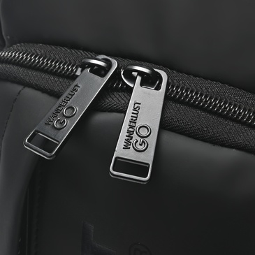 Morral Sling Tela Engomada Impermeable Con Cerradura - Wanderlust