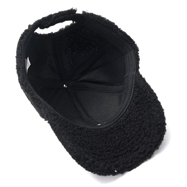 Gorra Corderito Bordada  - Skora