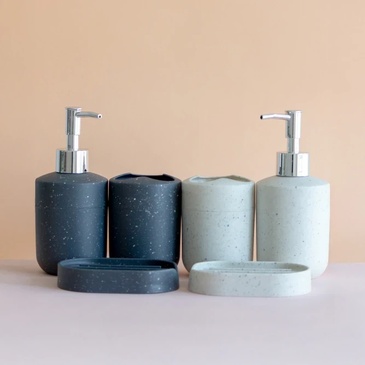 Set De Baño x 3 ( Jabonera, Porta Cepillo, Dispenser Para Jabon Liquido) Quo